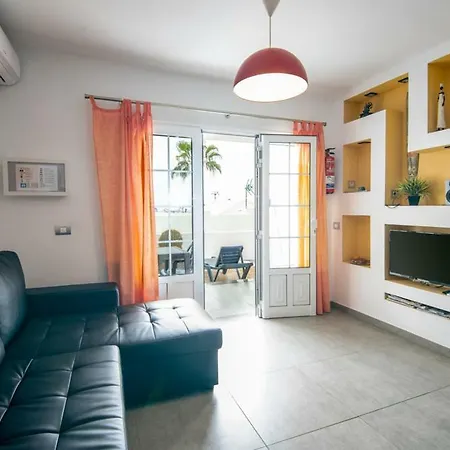 Panelo Apartmán Puerto del Carmen (Lanzarote)