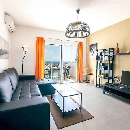 Panelo Apartment *