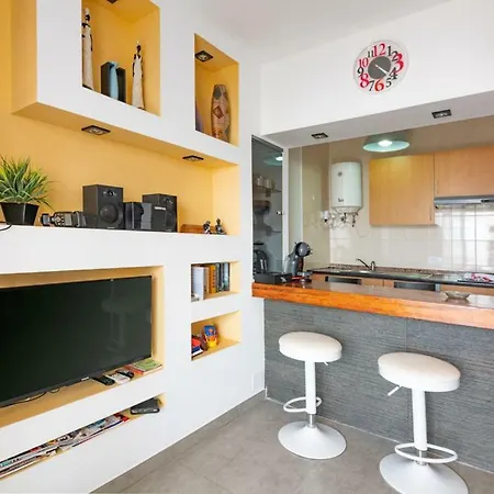 Apartment Panelo